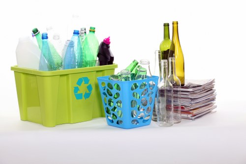 Fast rubbish removal service helping clear clutter from a London home