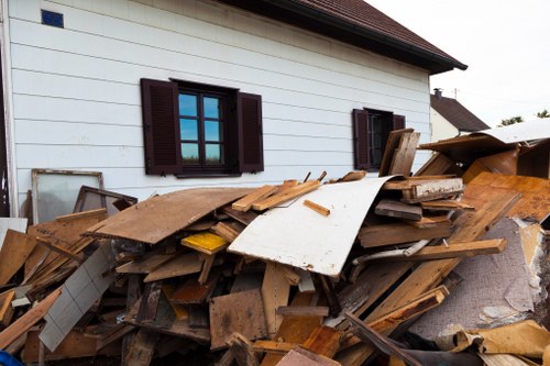 Emergency preparedness and safe working procedures on site